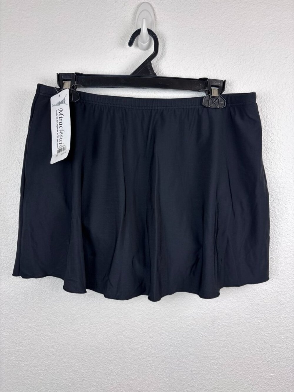MiracleSuit women's 16 black skirted bottoms swim skirt slimming modest swimwear